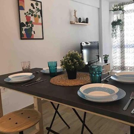 Ideal Apartamento En El Barrio De Las Delicias Málaga Exterior foto