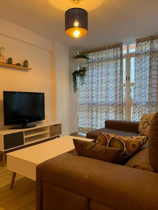 Ideal Apartamento En El Barrio De Las Delicias Málaga Exterior foto