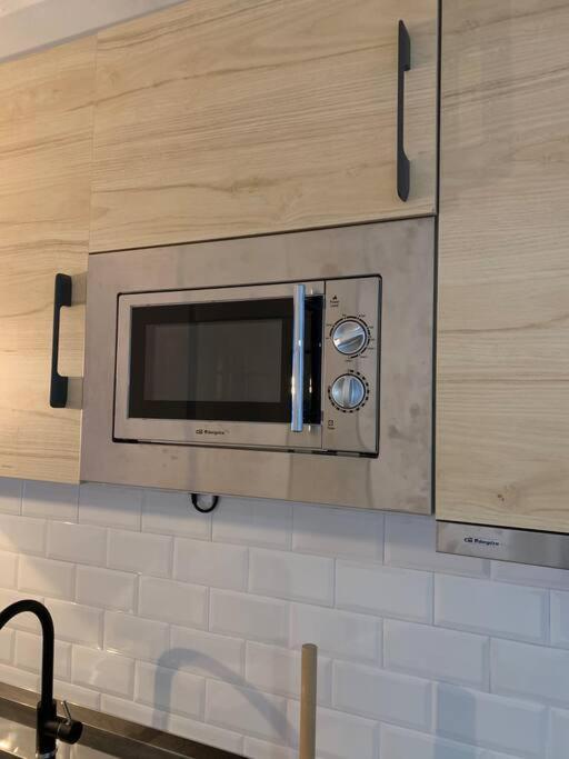 Ideal Apartamento En El Barrio De Las Delicias Málaga Exterior foto